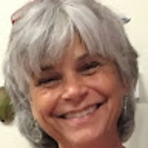 Meet your Posher, Debi